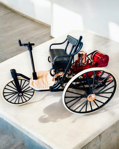 Retro Trike Benz Patent-Motorwagen - Samlemodell, personlig tilpasning med gravering som gave