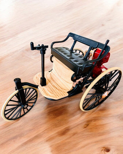 Retro Trike Benz Patent-Motorwagen - Samlemodell, personlig tilpasning med gravering som gave