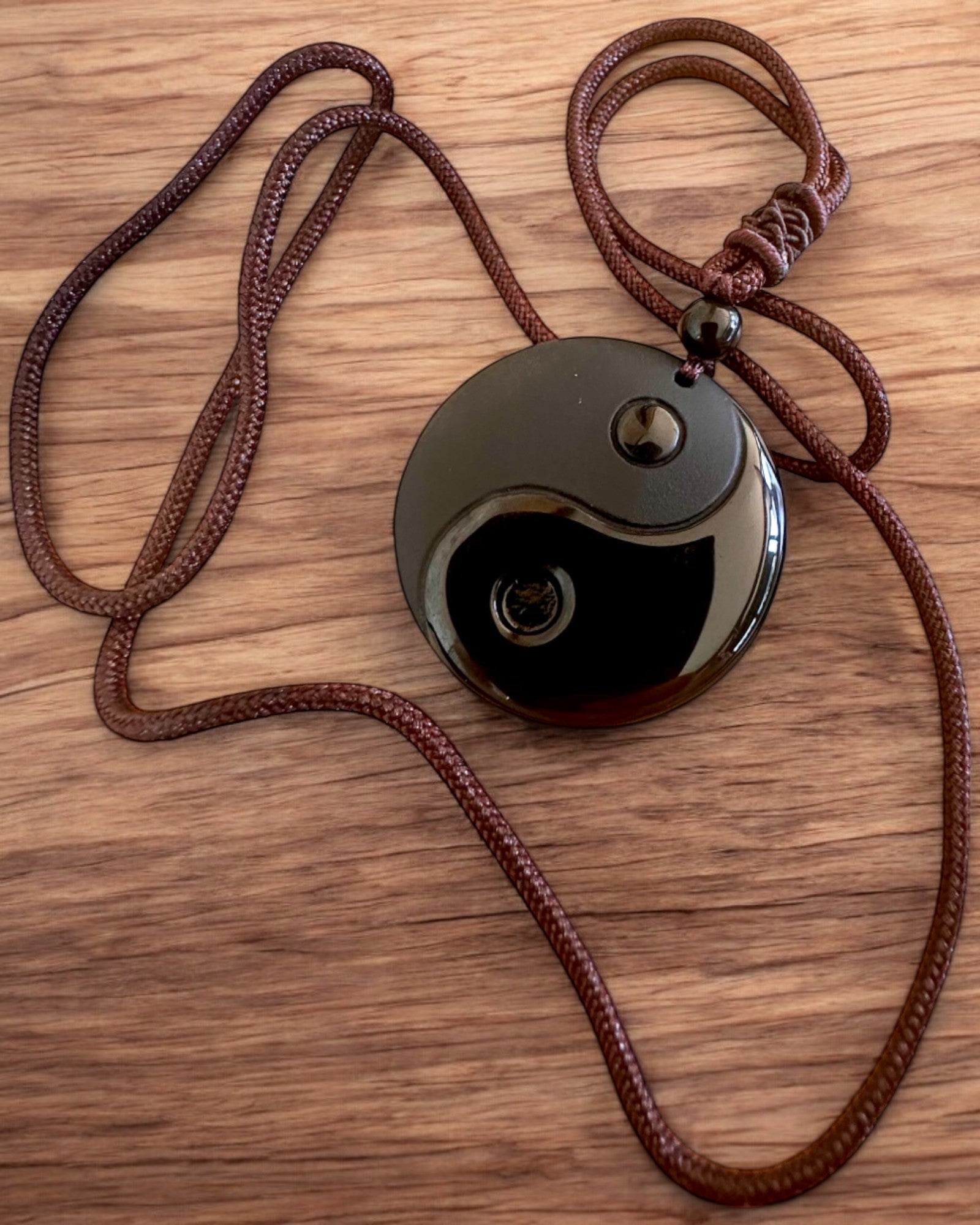 Boho-halskjede i obsidian Yin Yang Tai Chi, mulighet for personlig tilpasning med gravering som gave