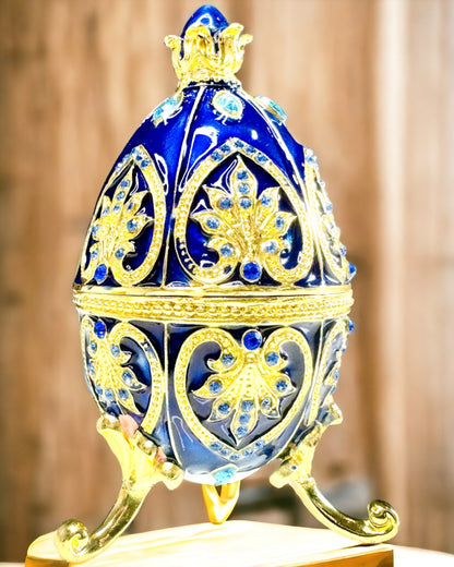 Eksklusivt Fabergé-egg - mørkeblå farge – Dekorativ smykkeskrin i emalje