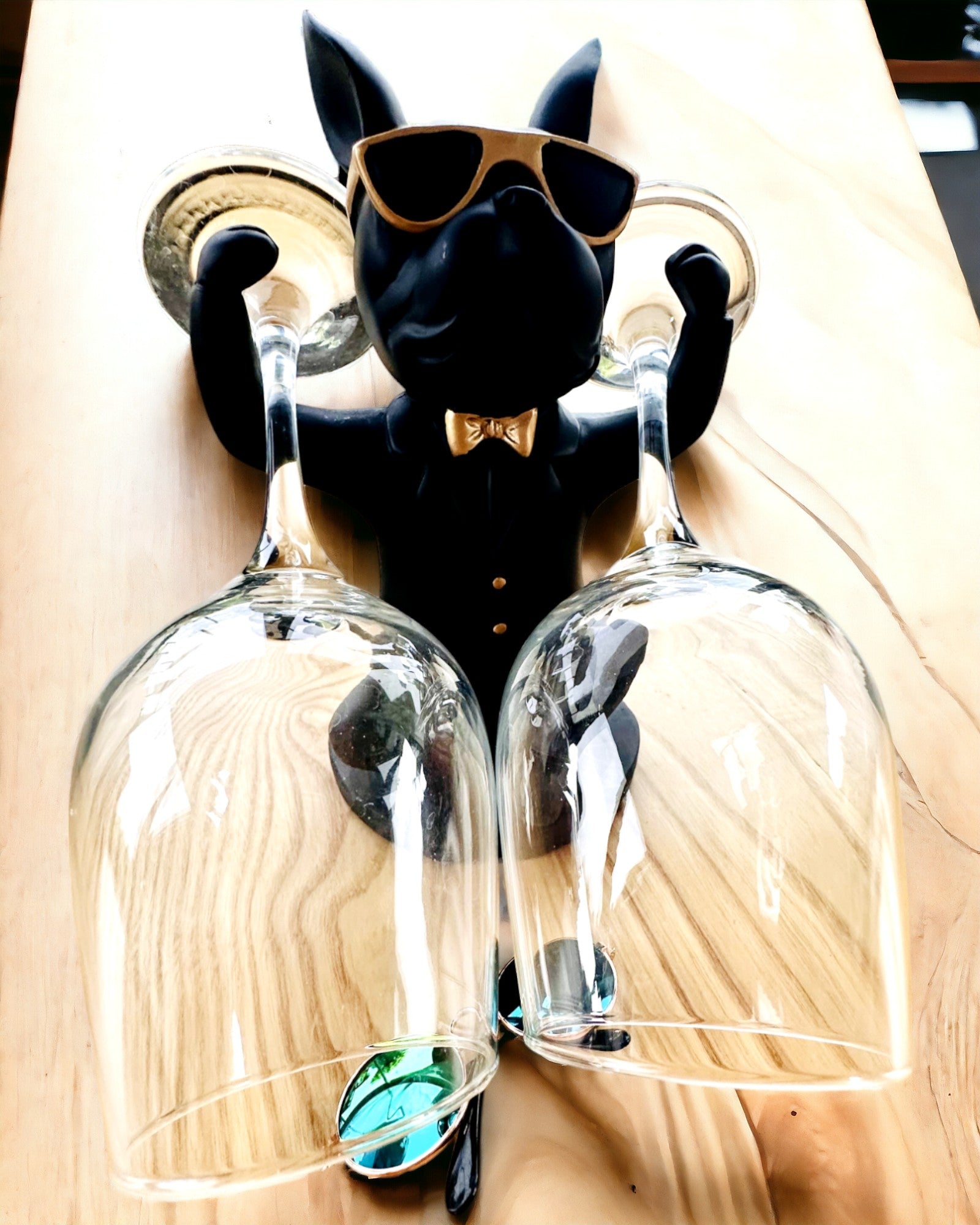 Figur av Bulldog Elegance - Eksklusiv glassholder, mulighet for personlig tilpasning med gravering